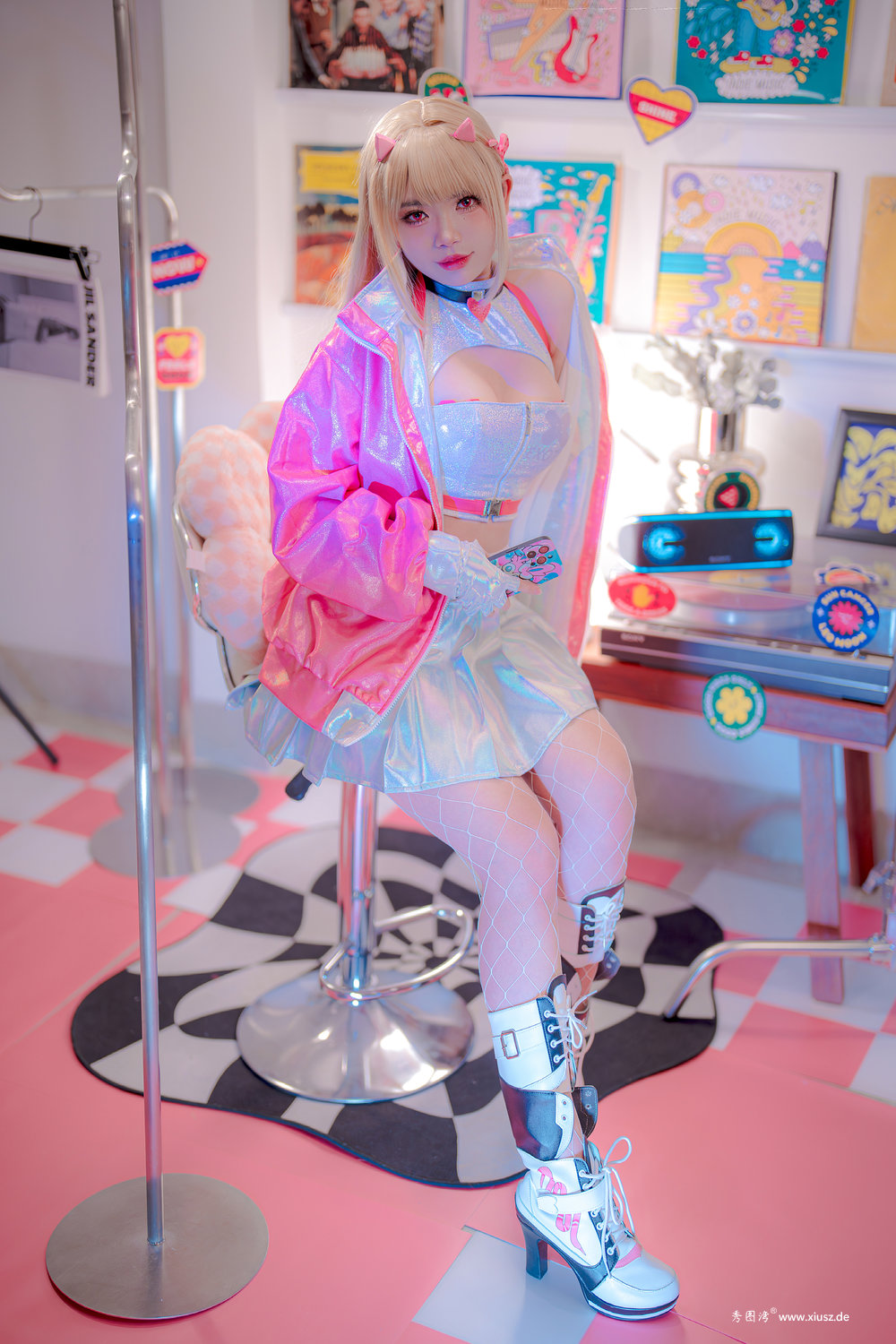 ZinieQ – NO.096 Viper NIKKE[37P]