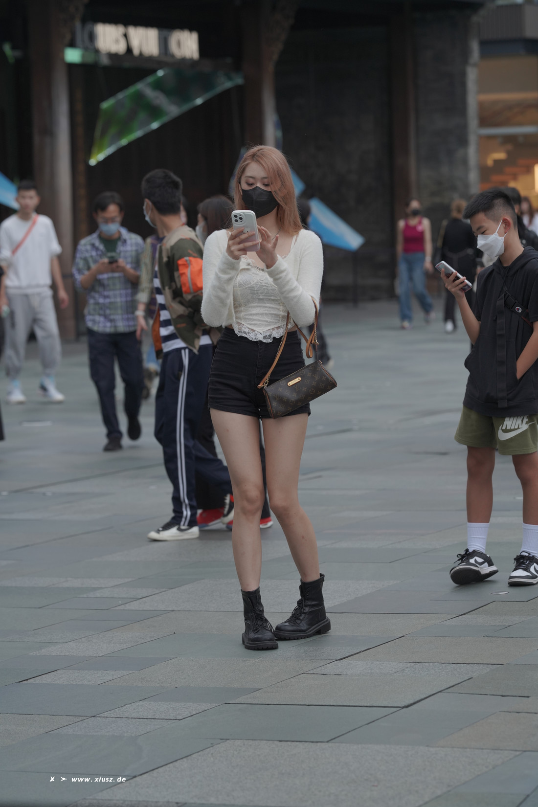 [精选街拍] Vol.303 黑白搭配显身材 [133P]