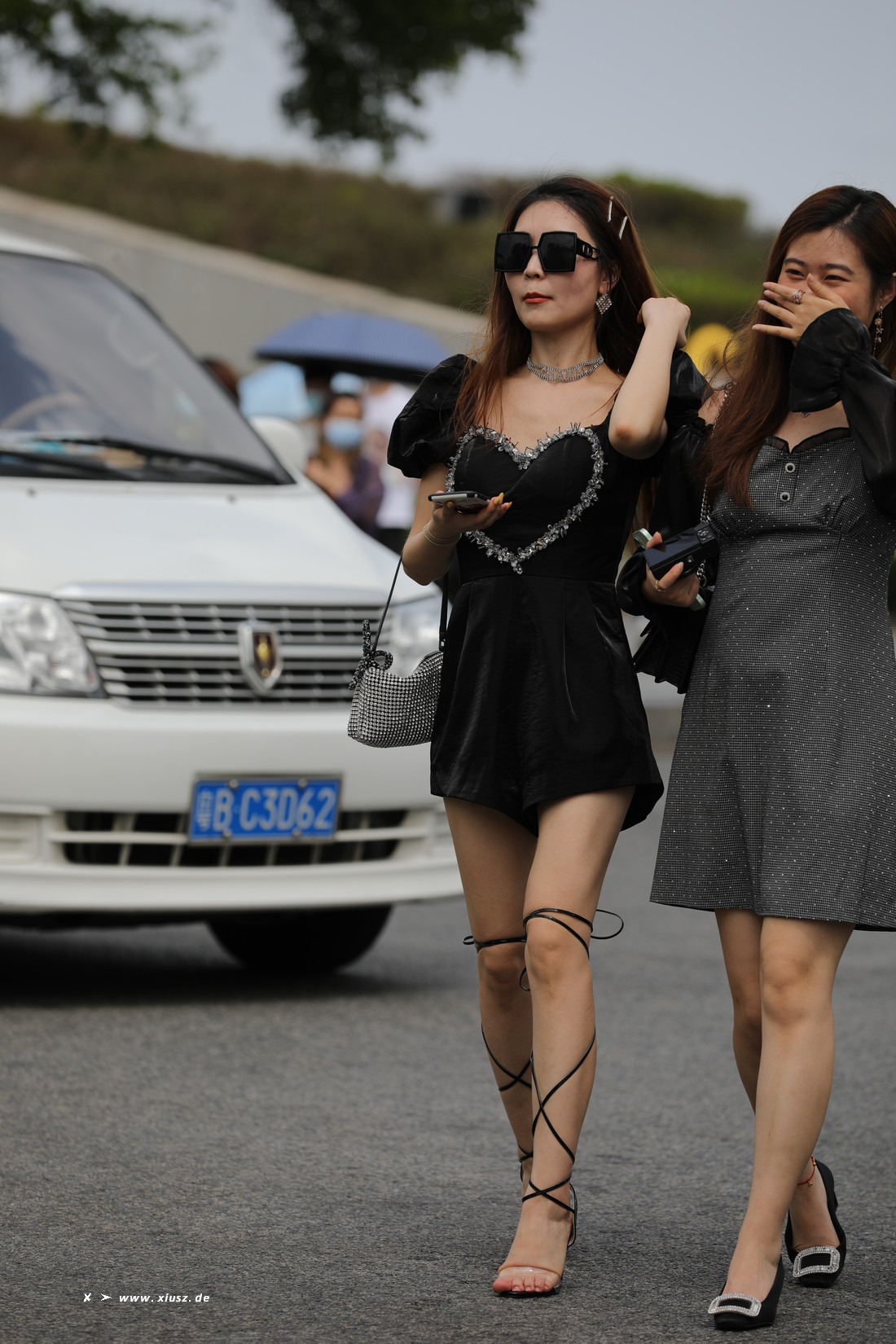 [精选街拍] Vol.326 时尚黑色连衣裙 [80P]