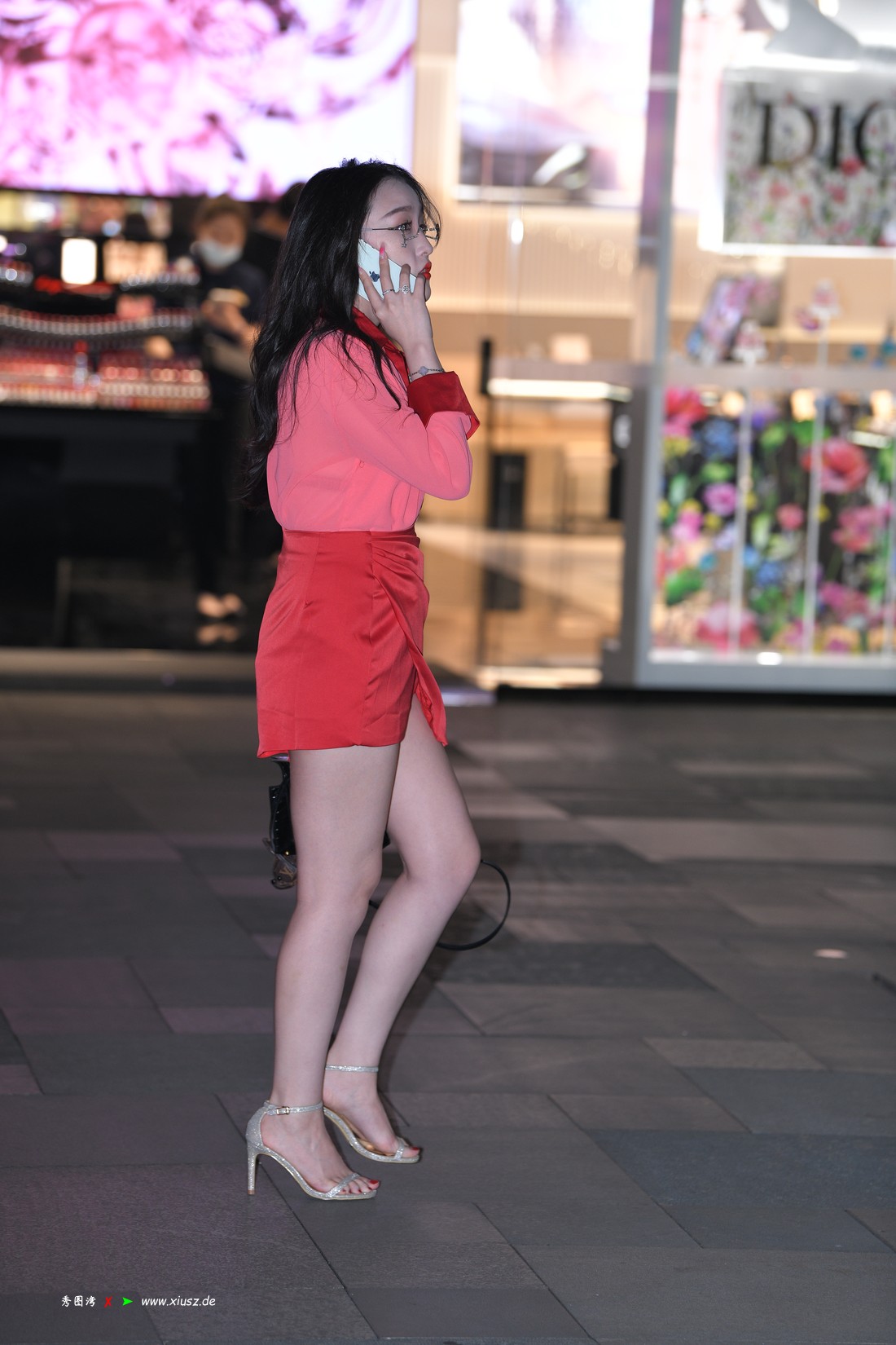 [精选街拍] Vol.358 惹眼那一抹红 [101P]